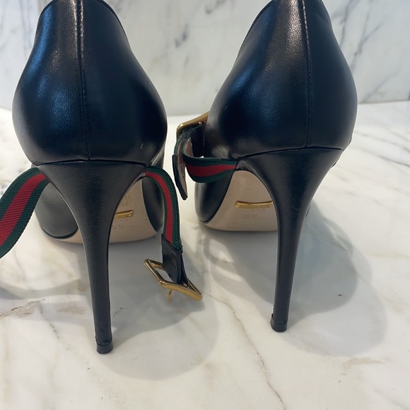 Beautiful authentic gucci pumps! - Picture 4 of 5